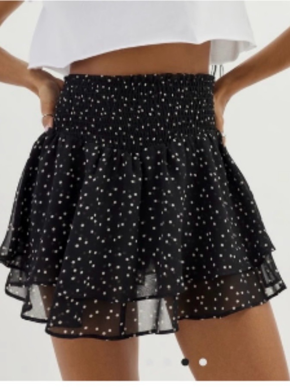Urban Outfitters NWT Pilka Dot Smocked Skort Medium
